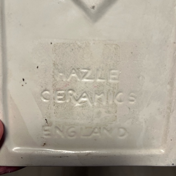 Highly Collectable Hazle-Ceramics A Nation of Shopkeepers The Tea Shop-England. - Picture 4 of 5